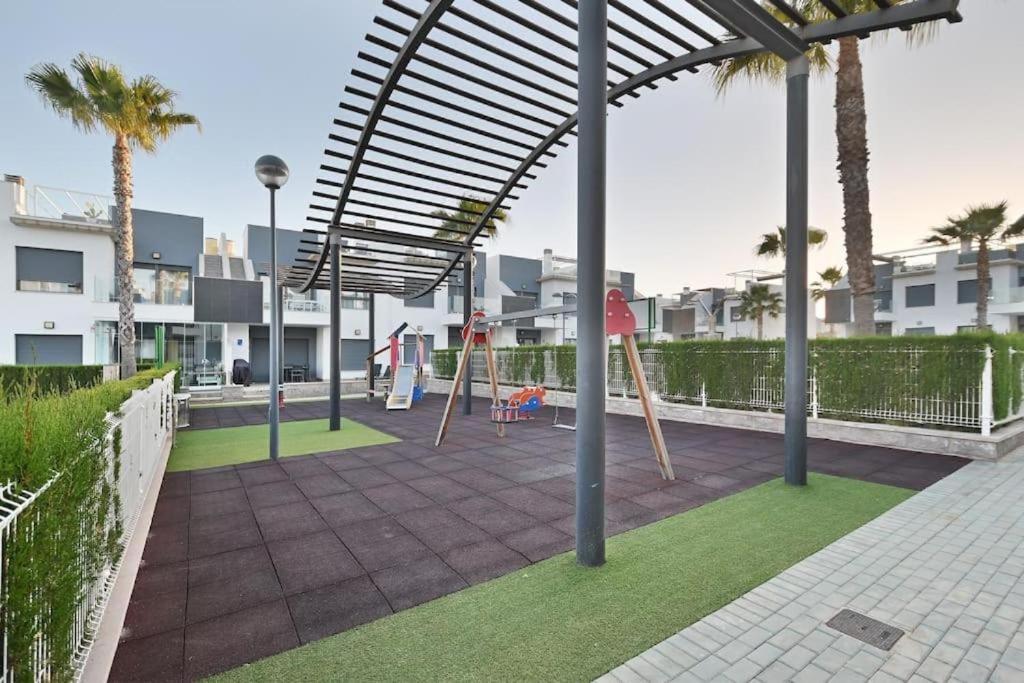 Apartman Lamar Resort Pilar de la Horadada Exteriör bild